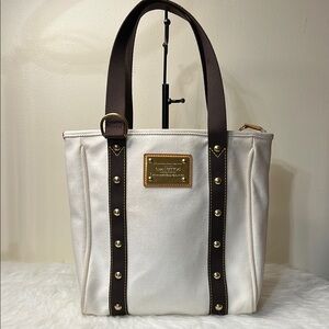 Louis Vuitton Stylish White and Brown Tote Bag